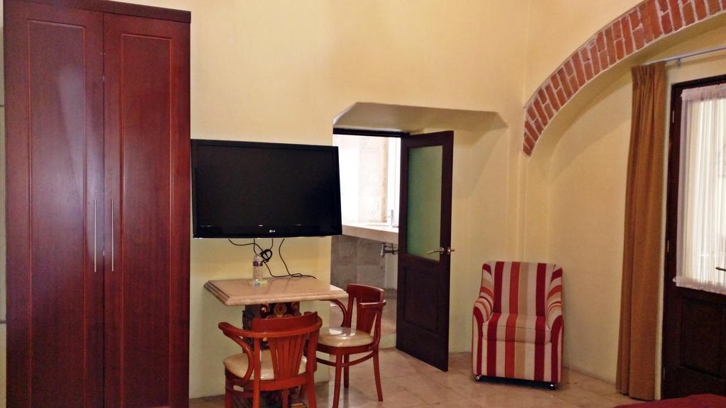 פואבלה Hotel Real Santander מראה חיצוני תמונה