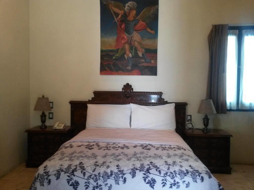 פואבלה Hotel Real Santander מראה חיצוני תמונה